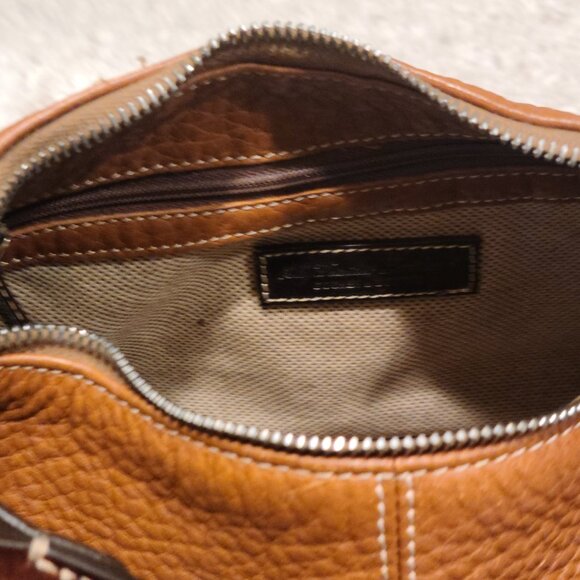 Vintage 1976 Dooney & Bourke All Weather Leather Shoulder Bag - Picture 5 of 12